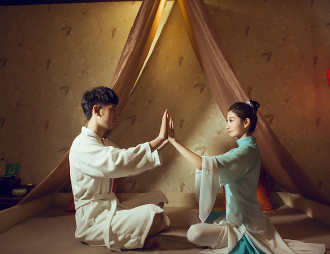 上海浦东水疗与创造力：当大脑在漂浮中重启